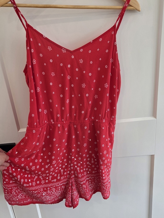 Garage Dresses & Skirts - Garage Red and White Floral Print Top